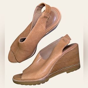 Sale! Vintage Sorel Wedges